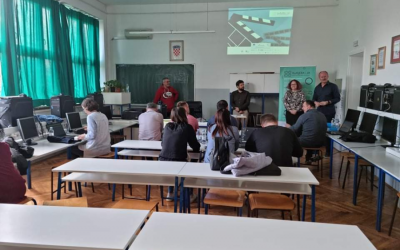 Edukacija za nastavnike o korištenju video, audio i VR tehnologije u pripremi nastavnih materijala